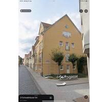 Zentrale 2-Zimmer-Wohnung mit Balkon und Tiefgaragenstellplatz - Gotha