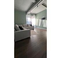 Helle 2-Zimmerwohnung zu vermieten - Neustetten