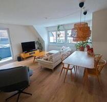 Traumhafte und zentrale 3,5 Zimmer Wohnung mit Balkon ideal für e - Eutin