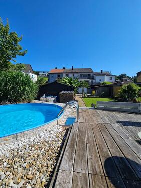 Foto - Zweifamilienhaus mit Garten, Pool & Potenzial in Zweibrücken