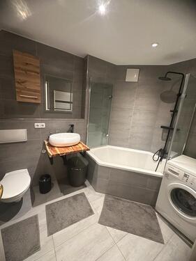 Foto - Untermiete vollmöblierte 2-Zimmer-Wohnung WG möglich