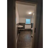 Moderne 2-Zimmer Wohnung – 90 m² – 2023 teilmöbeliert saniert - Lonsee