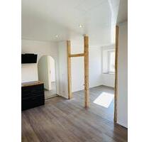 Mini Loft Wohnung mit Sichtbalken & Einbauküche - Wunsiedel