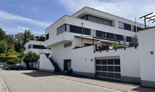 Foto - Moderne 5,5-Zimmer-Eckwohnung mit Haus-im-Haus-Charakter & Studio