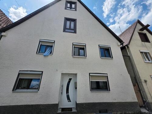 Foto - Einfamilienhaus Lauingen - 180.000,00&nbsp;EUR Kaufpreis, ca.&nbsp; 103,00&nbsp;m&sup2;