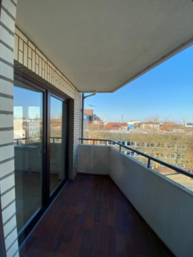 Foto - Schöne 2 ZKB, Balkon, Stellplatz, nahe Bontekai und KW-Brücke