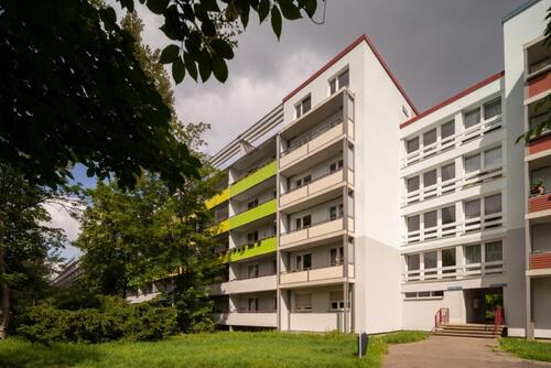 Foto - Willkommen Zuhause! Geräumige 4-Zimmer-Wohnung mit großem Südbalkon!