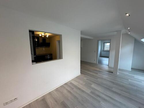 Foto - Dachgeschoßwohnung mit 100,00 m&sup2; in Gießen zur Miete