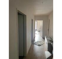 Helle 2-Zi-Wohnung, 74qm + Einbauküche & Balkon - Wuppertal Gemarkung Langerfeld