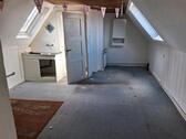 Foto - Dachgeschosswohnung in BurbachSaarbrücken, 1 ZKB, 460€ Warm