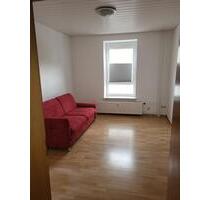Büro !!!! 1 Zi möbliert mit gr0ßem Lager neben der Uni Klinik Ostsee Werften Parkplatz Waschmaschine Fernseher Trockner hohe Decken - Kiel Blücherplatz