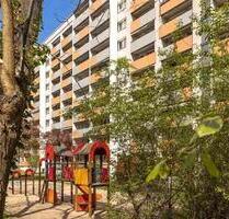 Schicke 2-Zimmer-Wohnung mit ebenerdiger Dusche und Balkon! - Dresden Altstadt