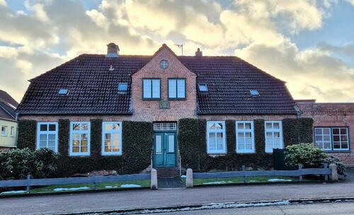 Foto - Helle Altbauwohnung mit Terrasse und großem Garten
