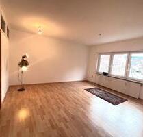 Helle, zentral gelegene 2 Zimmer Wohnung Bad Dürkheim