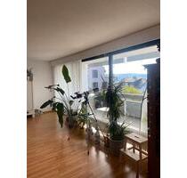 Helle 3,5 Zimmer Wohnung mit Erftalblick, Tiefgarage und Aufzug - Hardheim