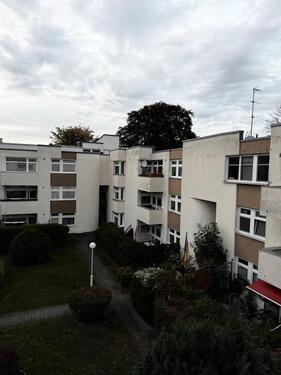 Foto - Bezugsireie, kernsanierte 2-Zimmer-Wohnung, Balkon ohne Makler