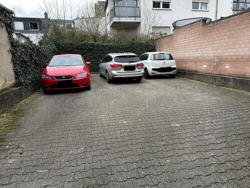 Foto - PKW Stellplatz Parkplatz Engelstr Trier Innenstadt ab 01.02.2026