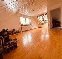 2-Zimmer-Dachgeschosswohnung in zentraler Lage - Wanderup