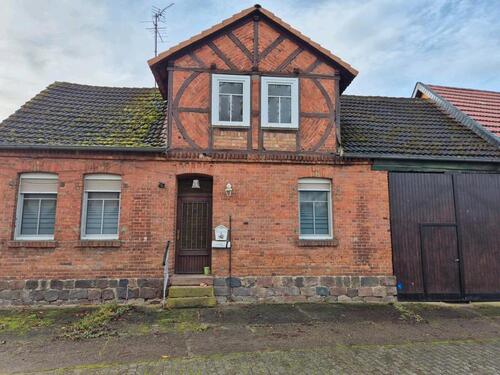 Foto - Wohnhaus Immobilie - 20.000,00&nbsp;EUR Kaufpreis, ca.&nbsp; 86,00&nbsp;m&sup2;