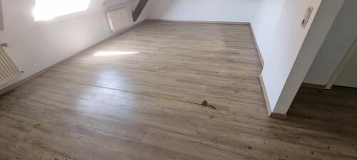 Foto - Nachmieter Dachgeschoss Wohnung
