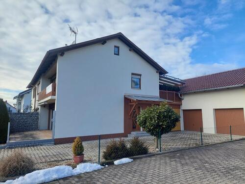 Foto - 6 Zimmer Mehrfamilienhaus, Wohnhaus in Massing