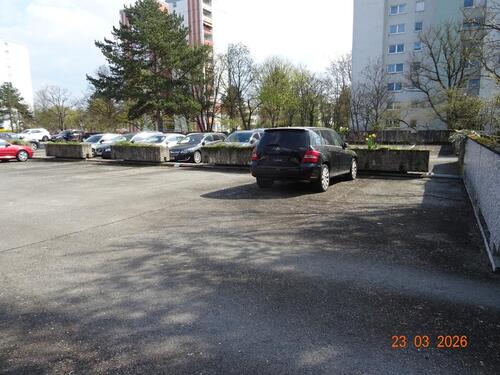 Foto - Stellplatz in gesichertem Parkhaus