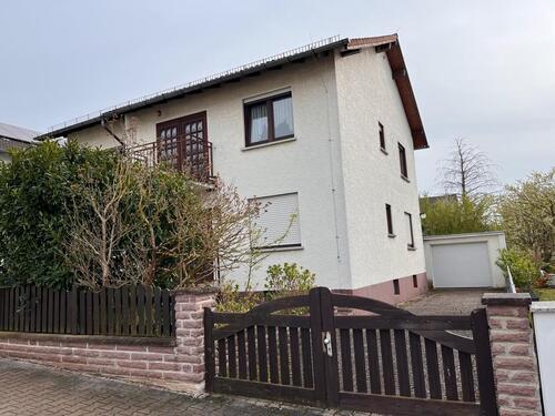 Foto - 8 Zimmer Mehrfamilienhaus, Wohnhaus in Rödermark