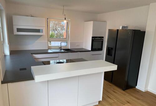 Foto - Neuwertige 3-Zimmer-Whg mit Aufzug & EBK in Ingolstadt