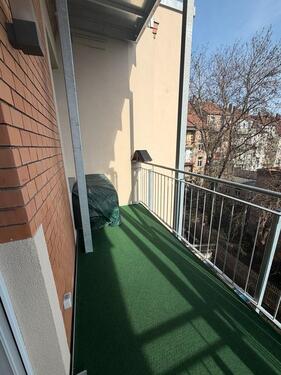 Foto - ZENTRALE 3-Zi. Wohnung MIT KÜCHE, WANNE, DUSCHE, BALKON + AUFZUG