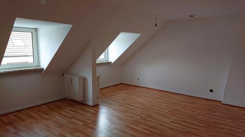 Foto - Schöne, helle 3 12 ZKB Dachgeschoßwohnung in Konz-Stadtmitte