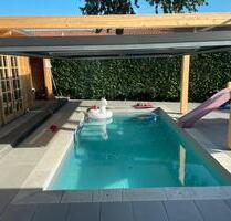 Großzügiges, modernisiertes Haus mit separater Wohneinheit - Borchen