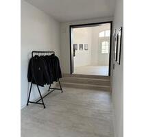 Gewerbefläche (85 qm), Zentrum, EBK, KosmetikBrautstudio, Büro - Rhauderfehn