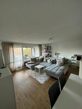 Foto - Wunderschöne Maisonette-Wohnung mit Küche, Balkon und Carport