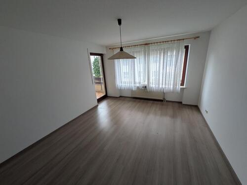 Foto - Helle 2Z-Wohnung mit Balkon, EBK und Stellplatz in Haunstetten