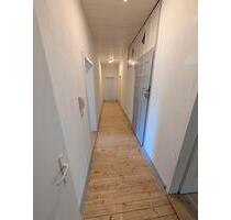 Attraktive 4 Zimmer Wohnung 110m2 2 Balkone zentral in Speyer