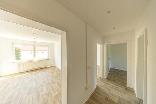 Foto - Frisch saniert und klug geschnitten: helle 3-Zi-Wohnung für individuelle Wohnwünsche