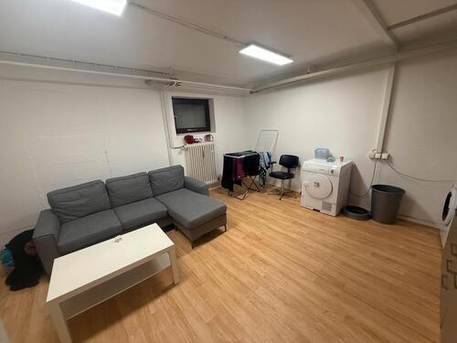 Foto - Raum zu vermieten - 650,00 EUR Kaltmiete,