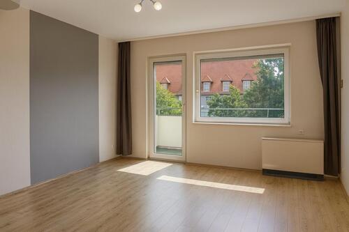 Foto - Helle 2-Zimmer-Wohnung mit Südwest Loggia – privat zu verkaufen