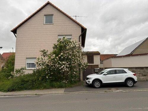 Foto - Haus stark reparaturbedürftig - 149.000,00&nbsp;EUR Kaufpreis, ca.&nbsp; 180,00&nbsp;m&sup2;