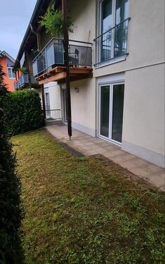 Foto - 2,5-Zimmer-Erdgeschoss-Wohnung mit Garten und Garage
