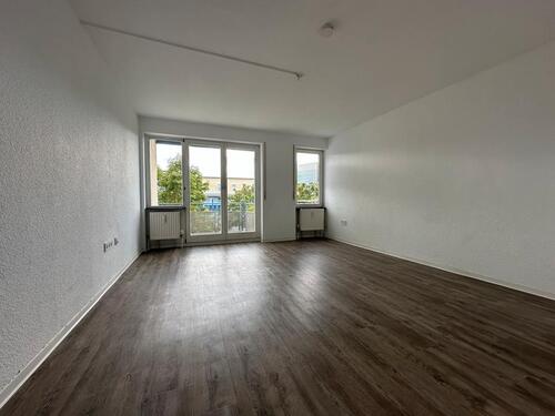 Foto - Helle 2-Zimmer-Wohnung mit sonnigem Balkon in ruhiger Wohnlage!