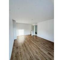 Helle 2-Zimmer-Dachgeschosswohnung, ca. 60 m² – WG-geeignet - Essen Stadtkern