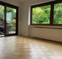 Exklusive 2-ZKB mit 30m² Sonnenterrasse – Top-Lage Trier-Olewig