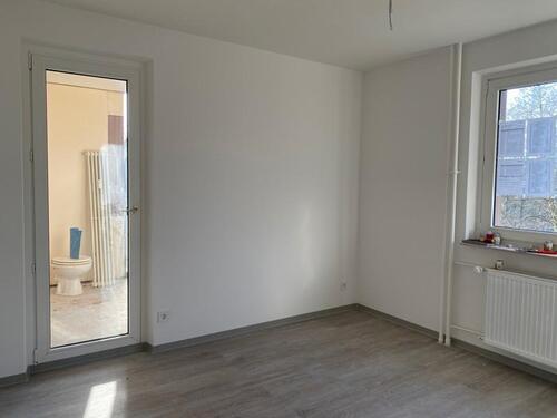 Foto - Wir sanieren für Sie - 2-Zimmer-Wohnung mit Balkon