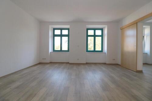 Foto - Ab 01.05.2026! Hochwertig und barrierearm! Sonnige 3-Raum-Etagenwohnung mit Balkon, Aufzug und Stellplatz!