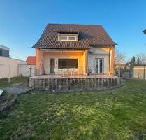 Einfamilienhaus Garten & Pool - 420.000,00&nbsp;EUR Kaufpreis, ca.&nbsp; 104,00&nbsp;m&sup2; in Frankenthal (Pfalz) (PLZ: 67227)