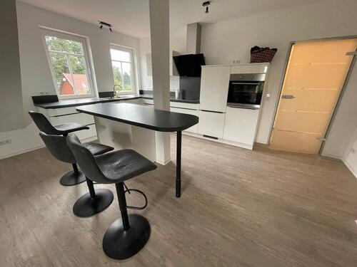 Foto - Schöne 2-Zimmer-Oberwohnung mit Whirlpoolbad – 82 m²