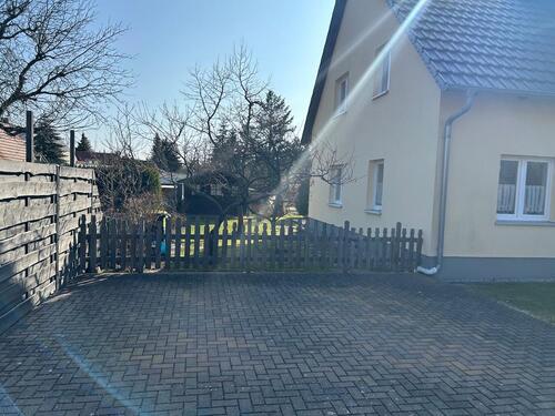 Foto - Doppelhaushälfte zu vermieten - 1.350,00&nbsp;EUR Kaltmiete, ca.&nbsp; 120,00&nbsp;m&sup2;