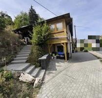 Einfamilienhaus mit Wintergarten, Garten und Garage - Waldems