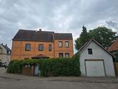 Foto - Mehrgenerationenhaus mit 3 Wohneinheiten, Garage, Hof und Garten